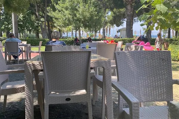 Engelsiz Cafe Park - Resim 10