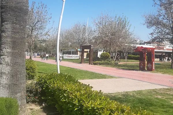 Engelsiz Cafe Park - Resim 6