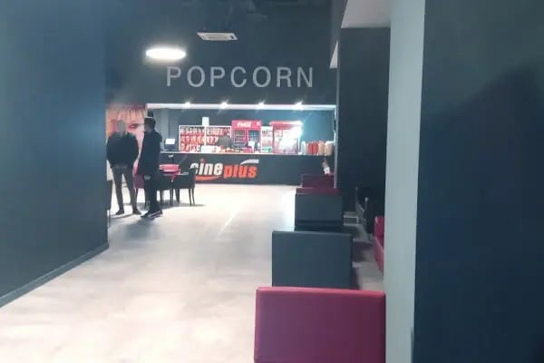 Van CinePlus Sinemaları - Resim 14