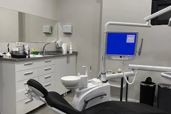 Özel Başiskele Ahmet Melih Bozoğlu Diş Kliniği - Resim 2