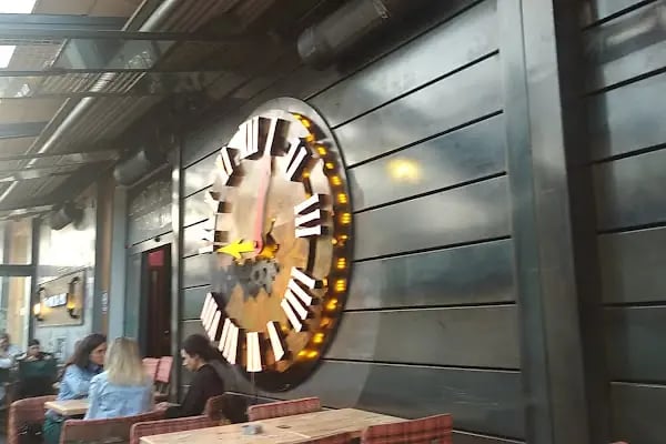 sir winston pub balçova - Resim 19