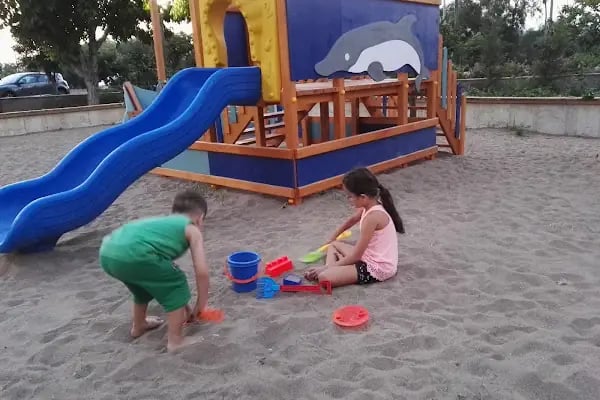 Aytaç Sefiloğlu Parkı - Resim 6