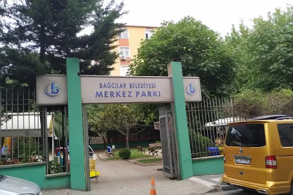 Bağcilar Belediyesi Merkez Parki - Resim 4