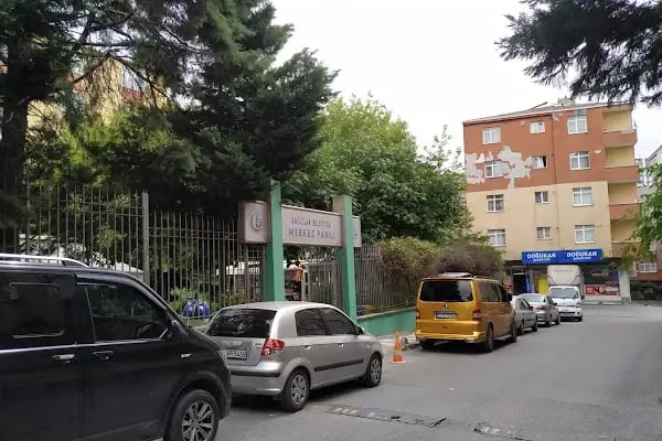 Bağcilar Belediyesi Merkez Parki - Resim 2