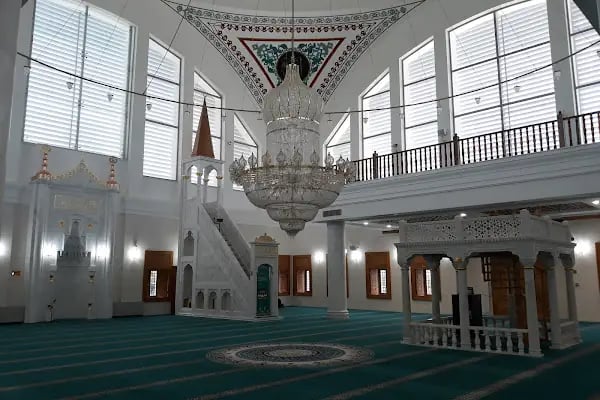 Hacı Ramazan Altun Merkez Cami - Resim 2