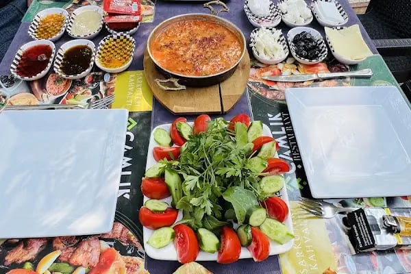 Alissa Çamlık Restaurant - Resim 3