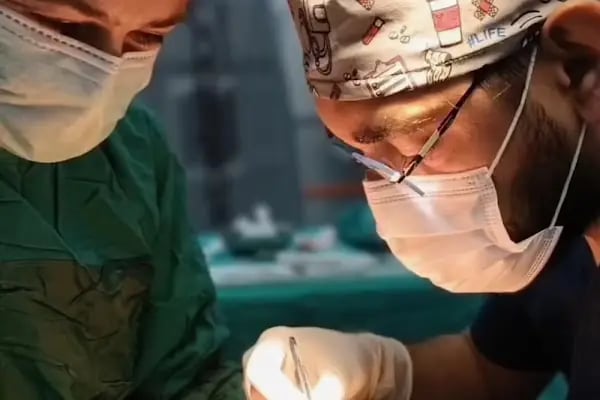 OP.DR. AHMET EROĞLU GÖZ HASTALIKLARI VE CERRAHİSİ UZMANI - Resim 10
