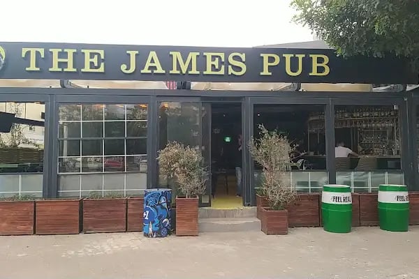 The James PUB - Resim 11