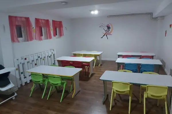 ÖZEL EĞLENCE YUVASI KREŞ VE GÜNDÜZ BAKIMEVİ - Resim 3