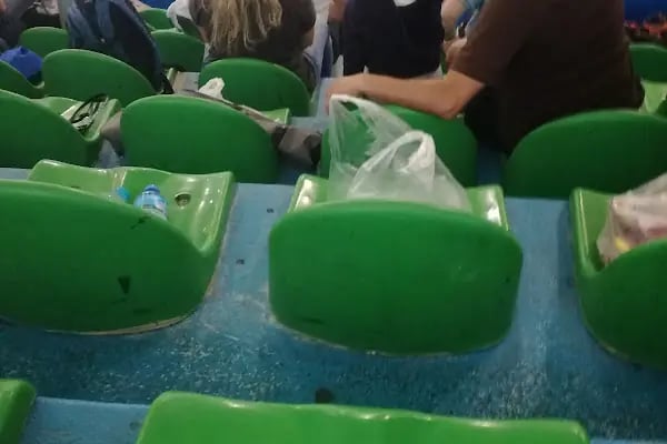 Binnaz Karakaya Kapalı Spor Salonu - Resim 13