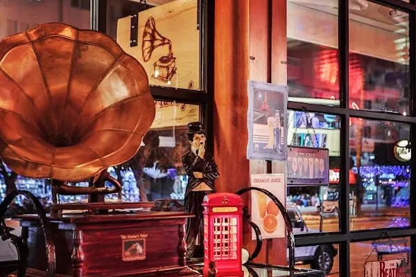 Cafe Gramofon Alanya - Resim 6