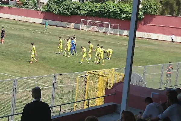 İzmir Buca Stadyumu - Resim 19
