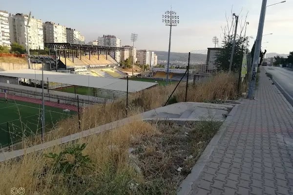 İzmir Buca Stadyumu - Resim 18