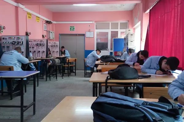 Bergama Mesleki ve Teknik Anadolu Lisesi - Resim 15