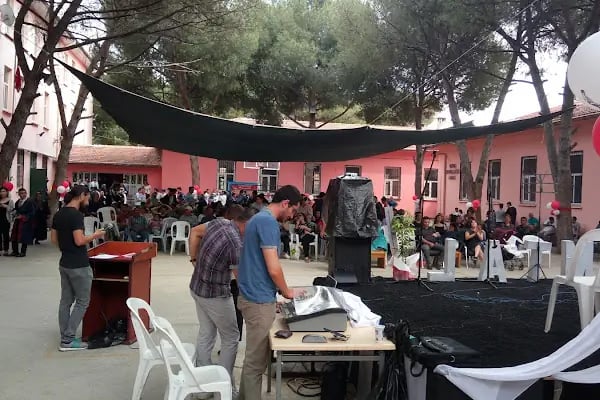 Bergama Mesleki ve Teknik Anadolu Lisesi - Resim 2