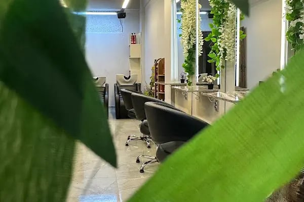 Saç Tasarım Efe HairDesigner-Buca Bayan Kuaförü - Resim 2