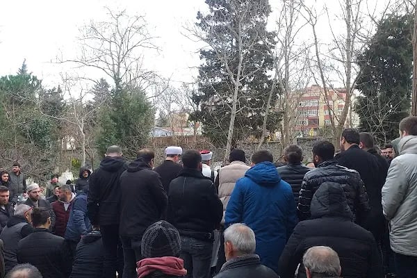 Beşyüzevler Mezarlığı - Resim 15