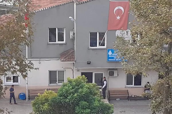 Beşyüzevler Mezarlığı - Resim 7