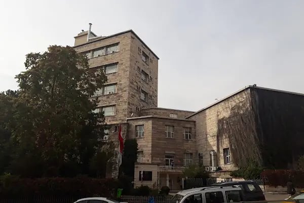 Ankara Üniversitesi Tıp Fakültesi Dekanlık Ve Morfoloji Kampüsü - Resim 2