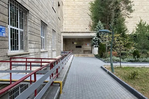 Ankara Üniversitesi Tıp Fakültesi Dekanlık Ve Morfoloji Kampüsü - Resim 19