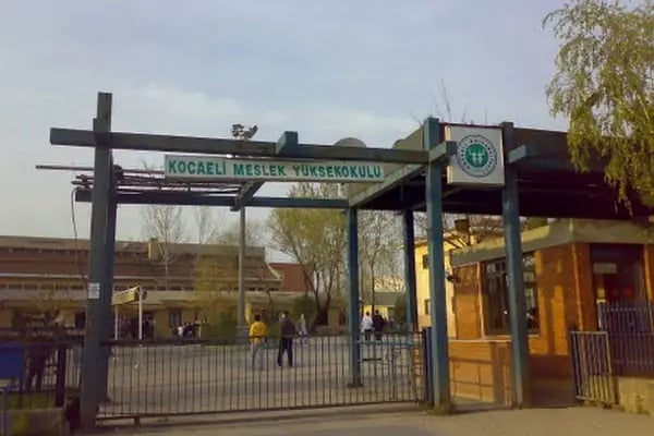 Kocaeli Meslek Yüksekokulu - Resim 20