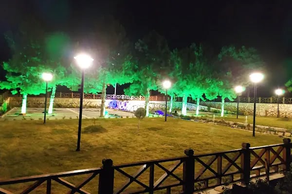 Yalnız Ardıç Bungalov Evleri Millet Bahçesi - Resim 15