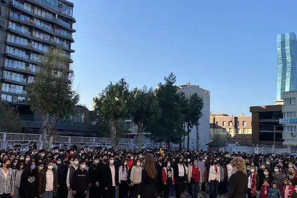 Halide Edip Adıvar Anadolu Lisesi - Resim 5
