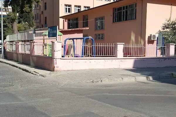 Halide Edip Adıvar Anadolu Lisesi - Resim 15