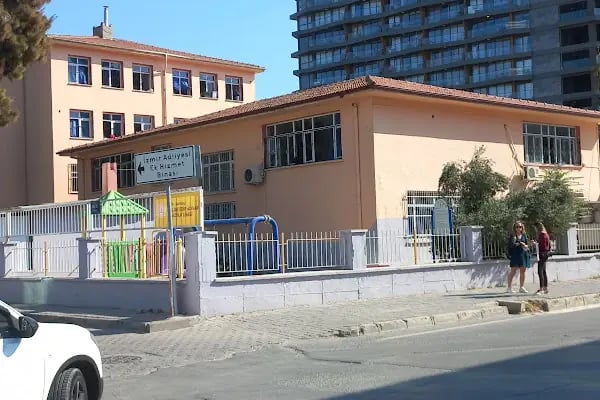 Halide Edip Adıvar Anadolu Lisesi - Resim 14