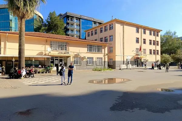 Halide Edip Adıvar Anadolu Lisesi - Resim 18