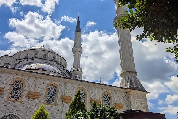 Bahçecik Merkez Cami - Resim 3