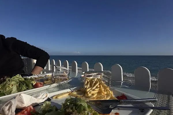 Kuum Cafe Bistro Beach - Resim 7
