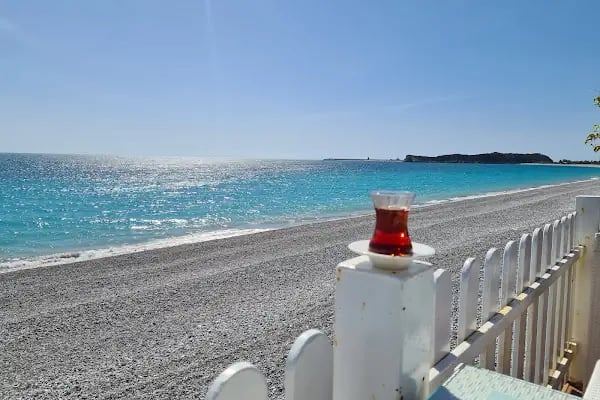 Kuum Cafe Bistro Beach - Resim 20