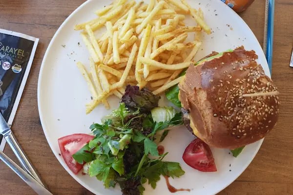 Kuum Cafe Bistro Beach - Resim 13