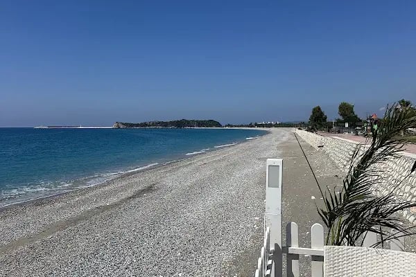 Kuum Cafe Bistro Beach - Resim 8