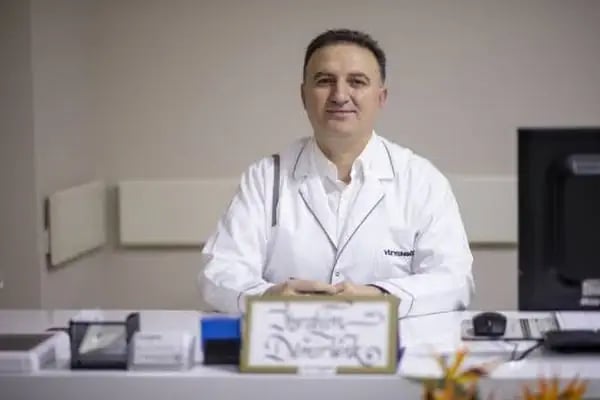Göz Hastalıkları Uzm. Opr. Dr. İbrahim Demirlenk - Resim 2