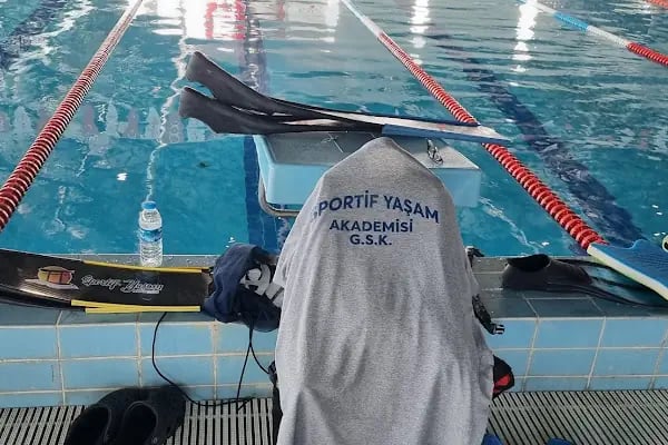 Ondokuzmayıs Üniversitesi Olimpik Yüzme Havuzu - Resim 6