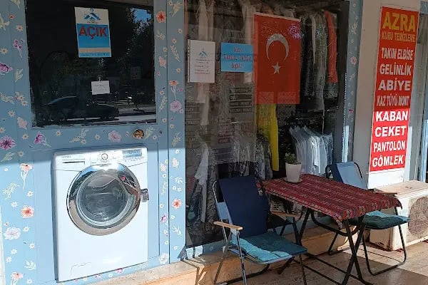 Azra Kuru Temizleme, Çamaşırhane ve Ütüevi - Resim 2