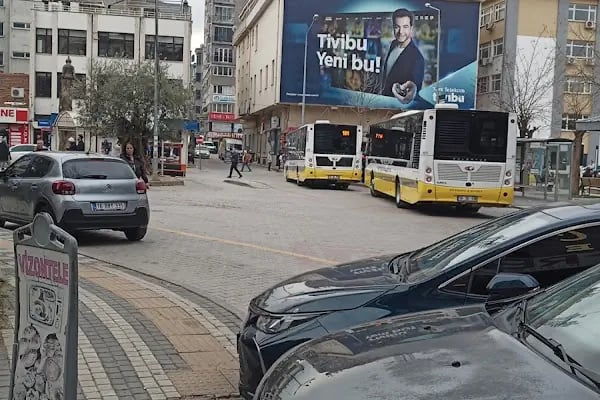 Gemlik Otobüs Garajı - Resim 11