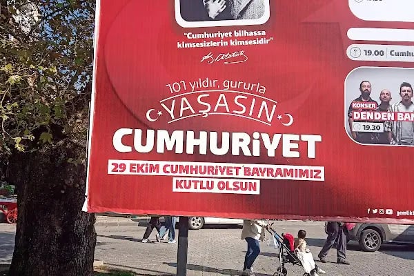 Gemlik Otobüs Garajı - Resim 12