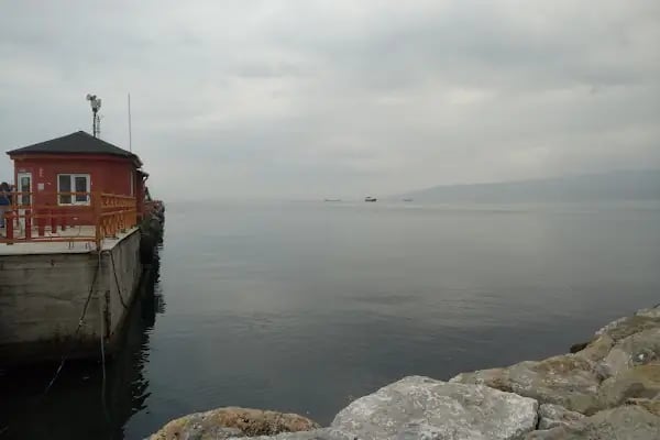 Gemlik Otobüs Garajı - Resim 9