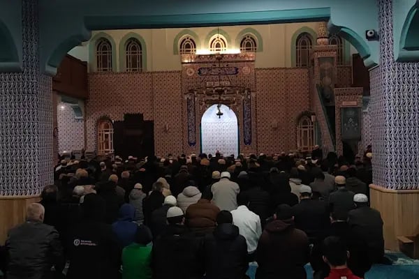 Tepekum Yeşil Camii - Resim 9