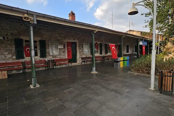 Tcdd Bayındır Tren Garı - Resim 20