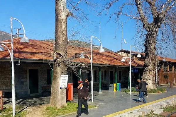 Tcdd Bayındır Tren Garı - Resim 2
