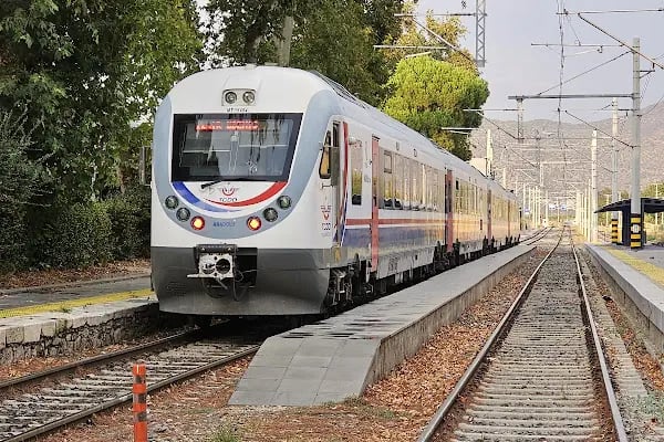 Tcdd Bayındır Tren Garı - Resim 14