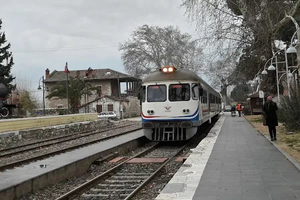 Tcdd Bayındır Tren Garı - Resim 19