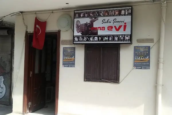 Sabri şenevi sinema evi - Resim 1