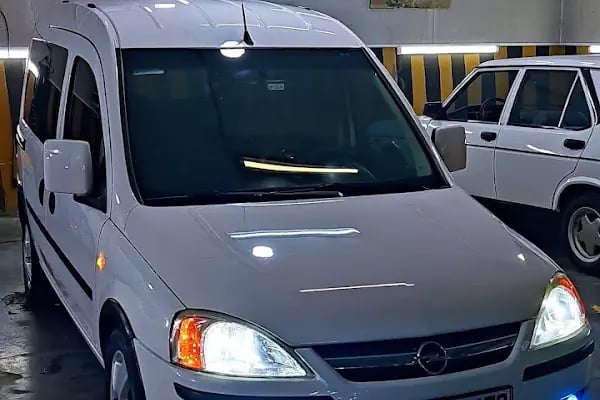 BOSS GARAGE Oto Yıkama&Detaylı Temizlik&Pasta Cila - Resim 6
