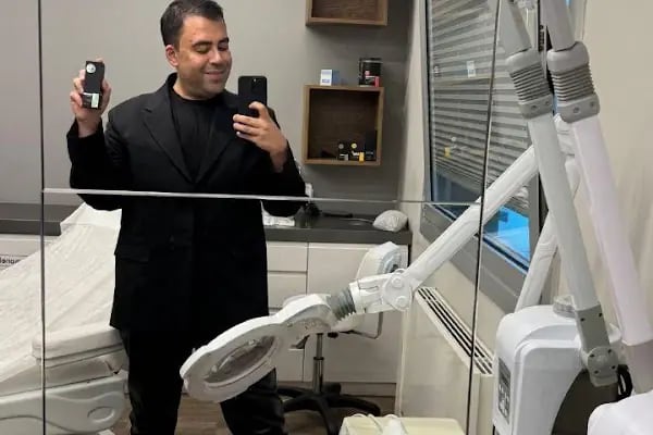 S Clinic Diyarbakır - Saç Çoğaltma, Saç Bakım ve Güzellik Merkezi - Resim 17
