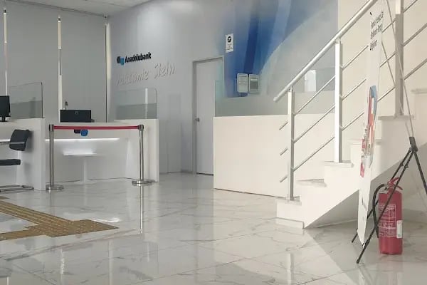 Anadolu Bank - Alanya Şubesi - Resim 4